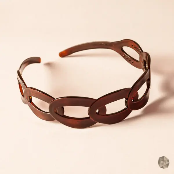 Diadema en carey ecológico en Colombia, accesorio de lujo disponible en Bogotá, Cali, Ibagué, Medellín, Manizales, Popayán, Villavicencio, Pitalito, Barranquilla, Cartagena y Bucaramanga.