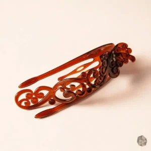 pico de loro carey, accesorio cabello lujo, pinza carey, clip cabello elegante, accesorios cabello Colombia, accesorios Bogotá, Medellín, Cali, Barranquilla, Cartagena, diseño exclusivo, alta calidad, hecho a mano, moda femenina, peinado elegante, accesorio premium, lujo artesanal, tendencia cabello, complemento sofisticado